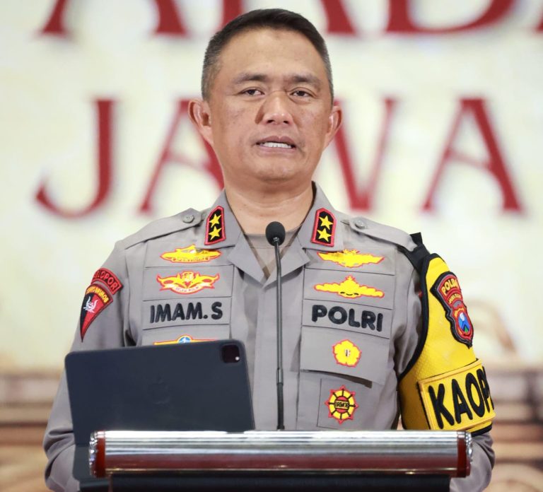 Kapolda Jatim, Irjen Irjen Pol Drs. Imam Sugianto ,M.Si